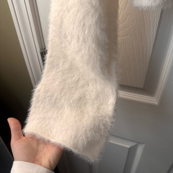 SHEIN White Soft Knit Turtleneck Cropped Pullover Sweater Women's Size S - Picture 4 of 4